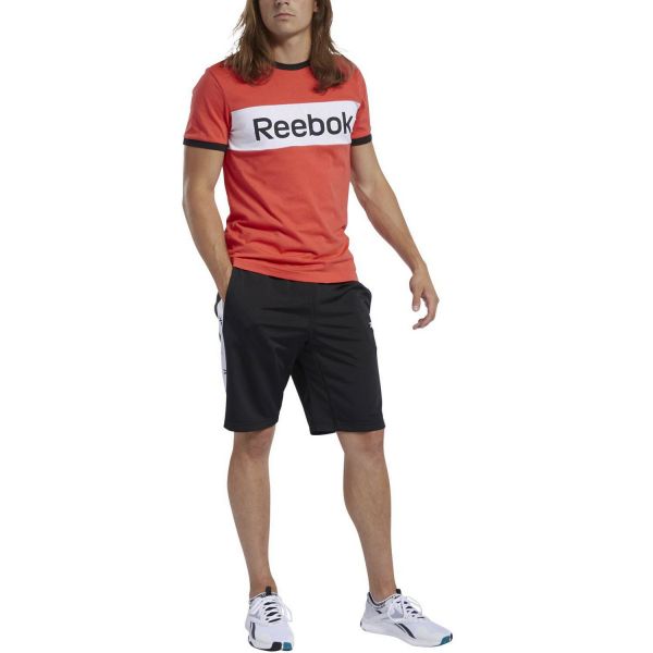 Шорты Reebok.