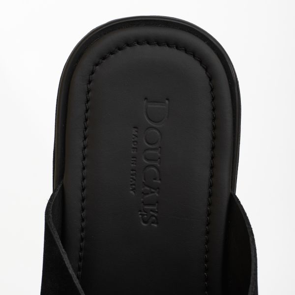 Шлепанцы Doucal's YU1605DESOUF968NN00.