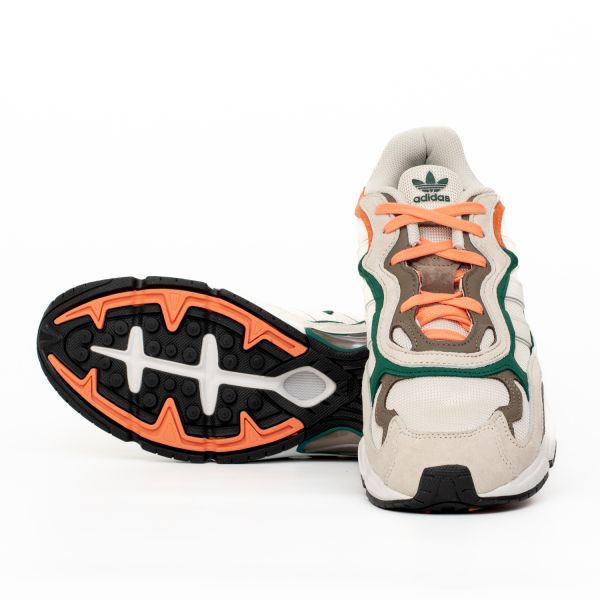 Кроссовки Adidas Temper Run EE7740.