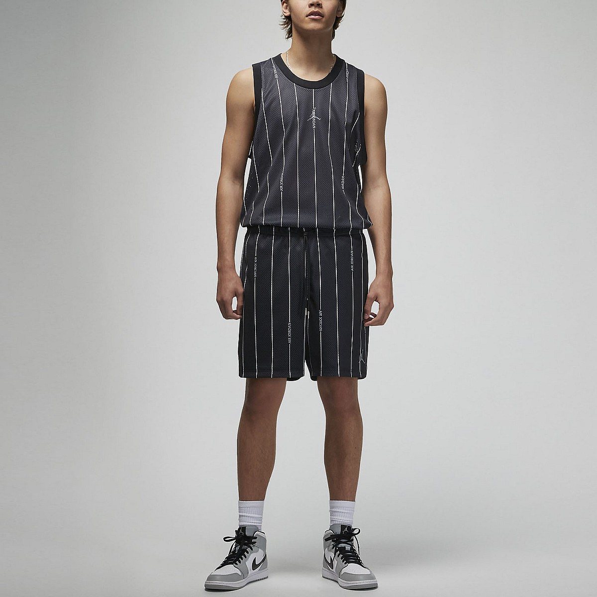 Шорти Nike DM1357-010