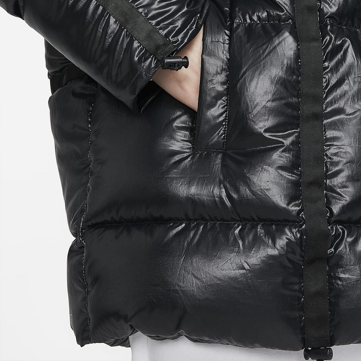 Пуховик Nike DD4652-010