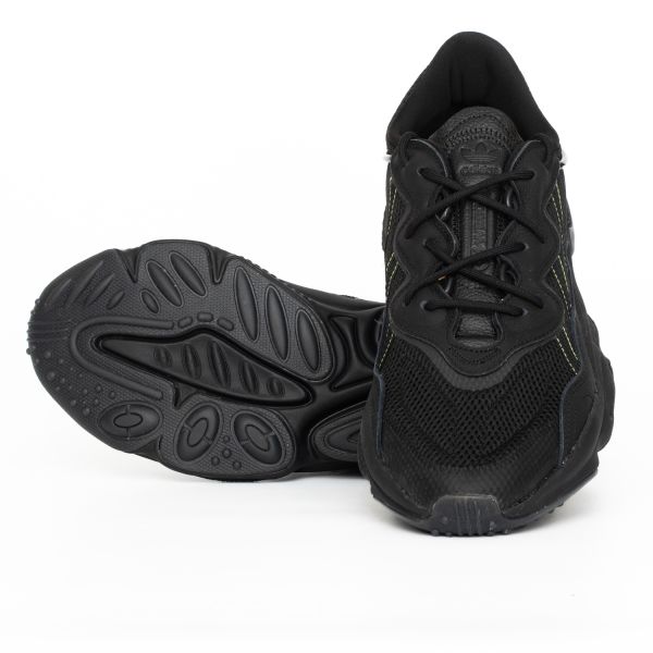 Кросівки Adidas Ozweego GX1054.