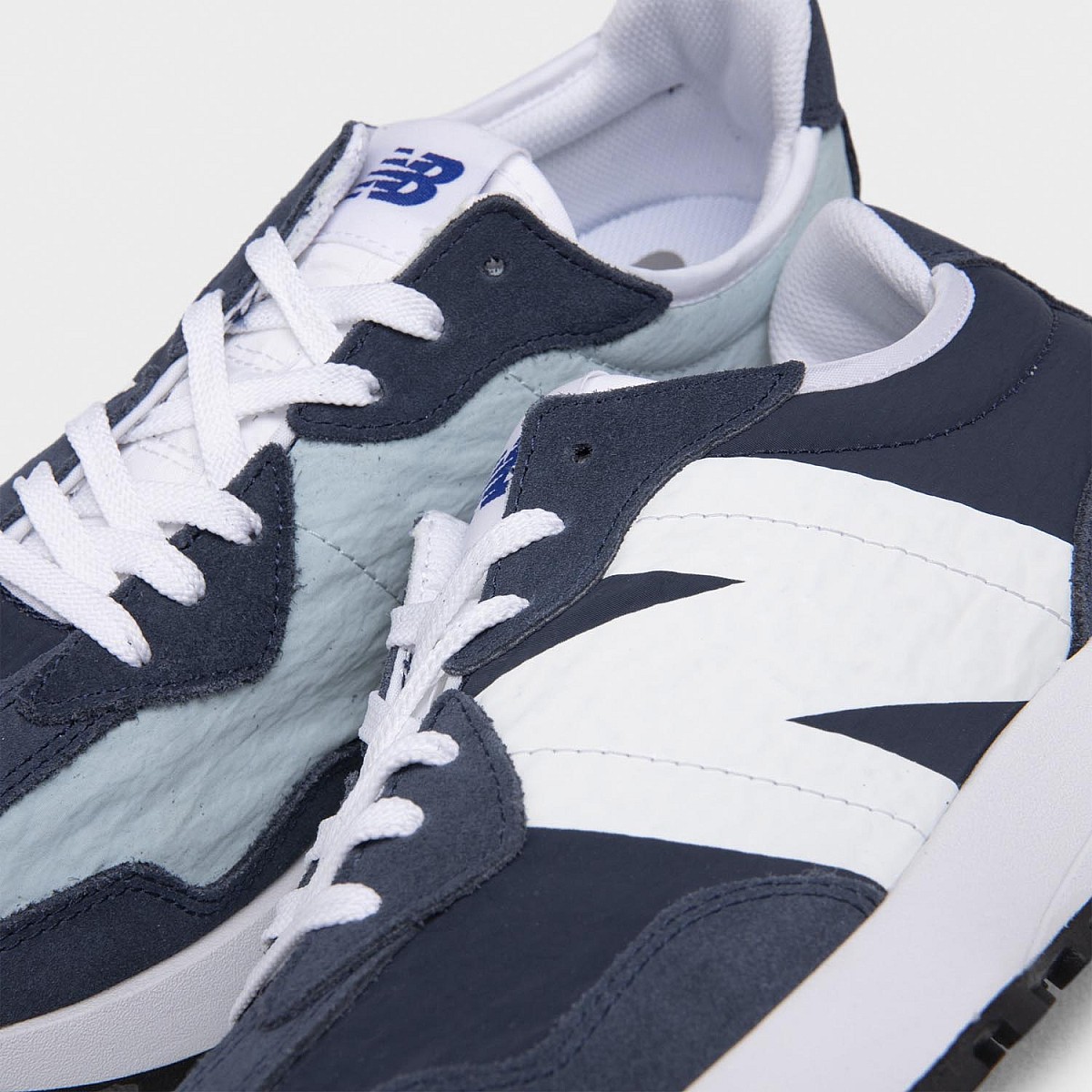 Кросівки New Balance MS327LJ1