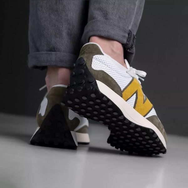 Кроссовки New Balance MS327P0.