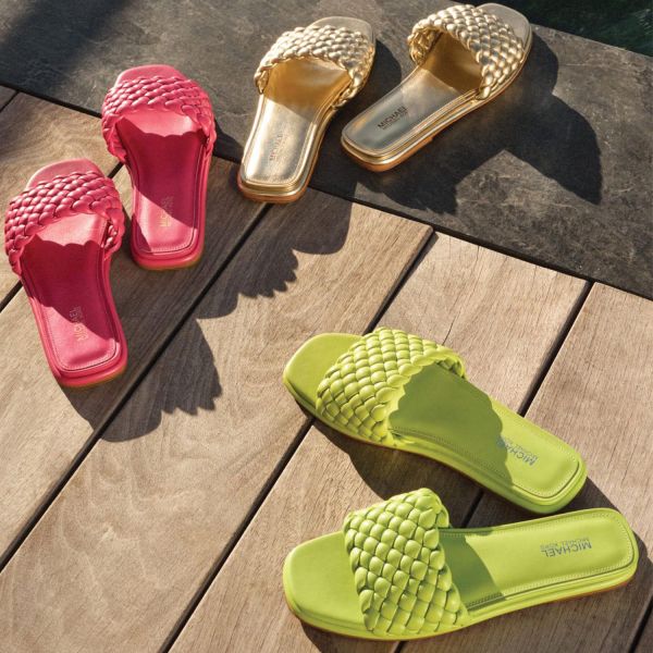 Шлепанцы Michael Kors Amelia Flat Sandal Rubin Red.