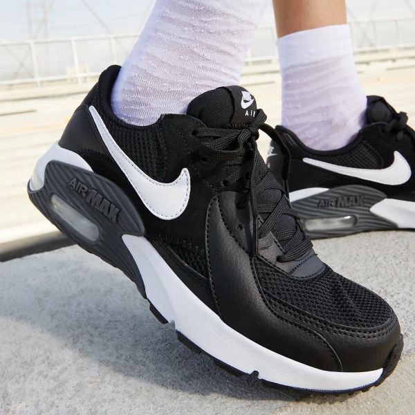 Кроссовки Nike Air Max Excee Black/White-Dark Grey.