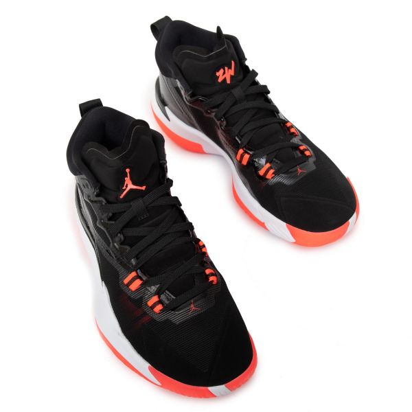 Кроссовки Nike Jordan Zion 1.
