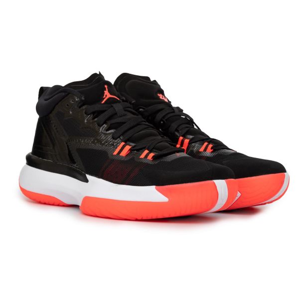 Кроссовки Nike Jordan Zion 1.