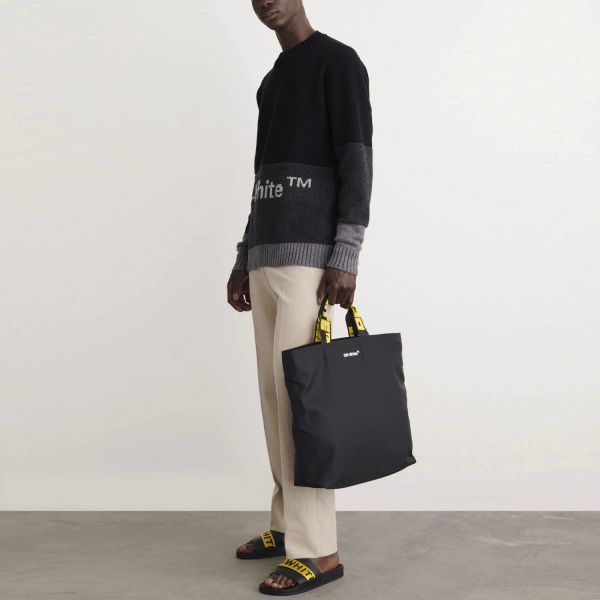 Свитер Off White Blocked Knit Crewneck.