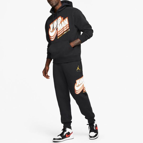 Спортивные штаны Nike DC9608-010.