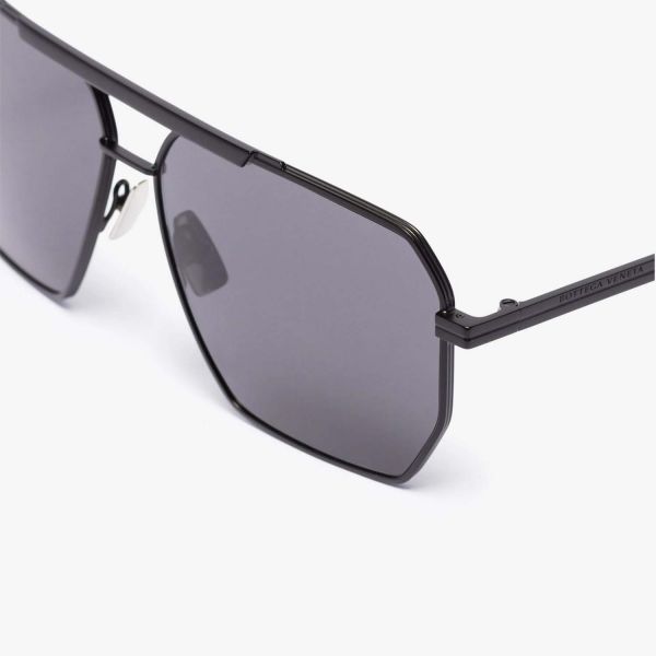Солнцезащитные очки Bottega Veneta bv1012s.