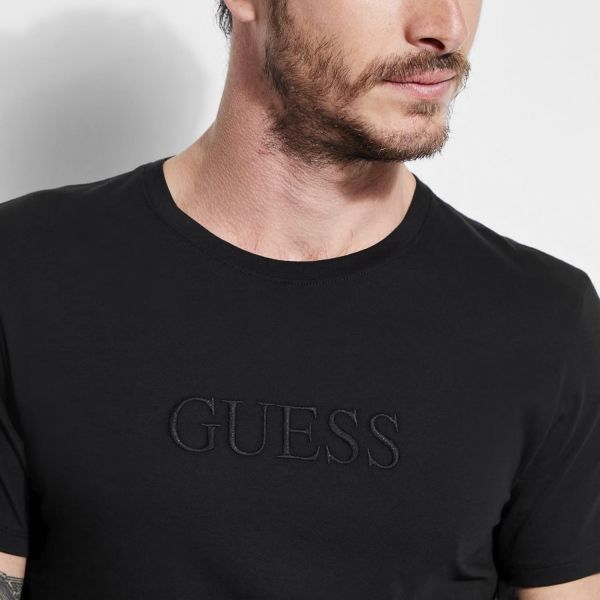 Футболка Guess M82P64R7HD0-JBLK.