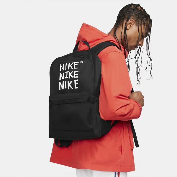 Рюкзак Nike DQ5753-010.