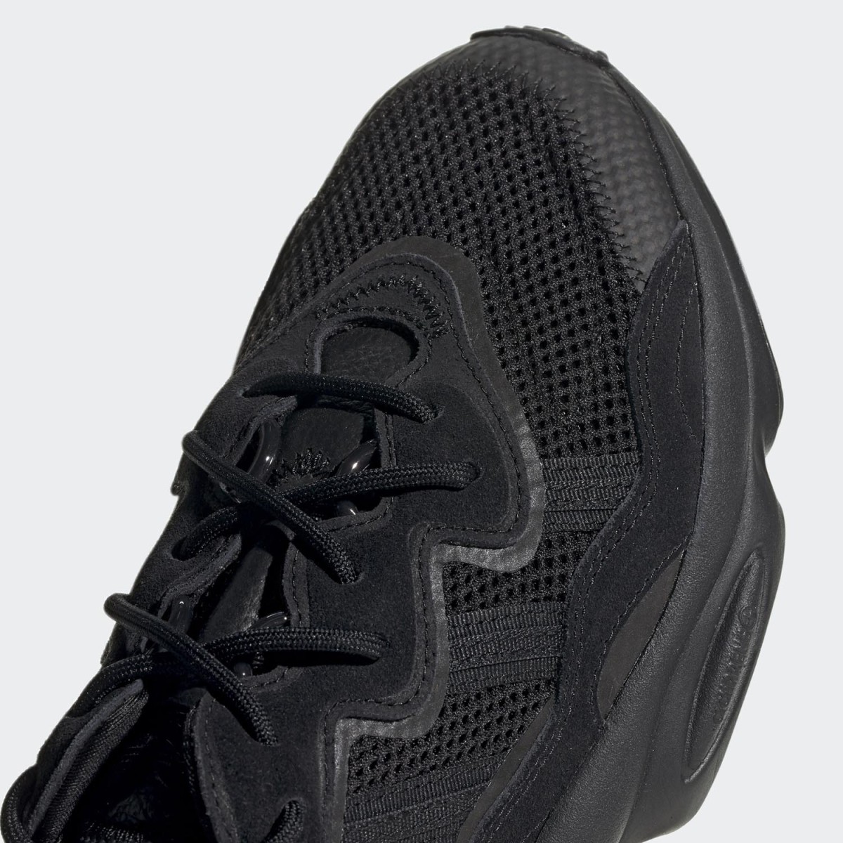 Кроссовки Adidas Ozweego EE6999