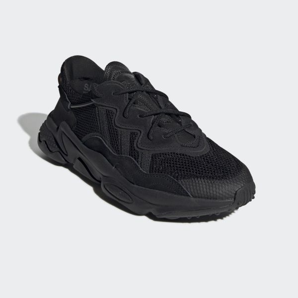Кроссовки Adidas Ozweego EE6999.