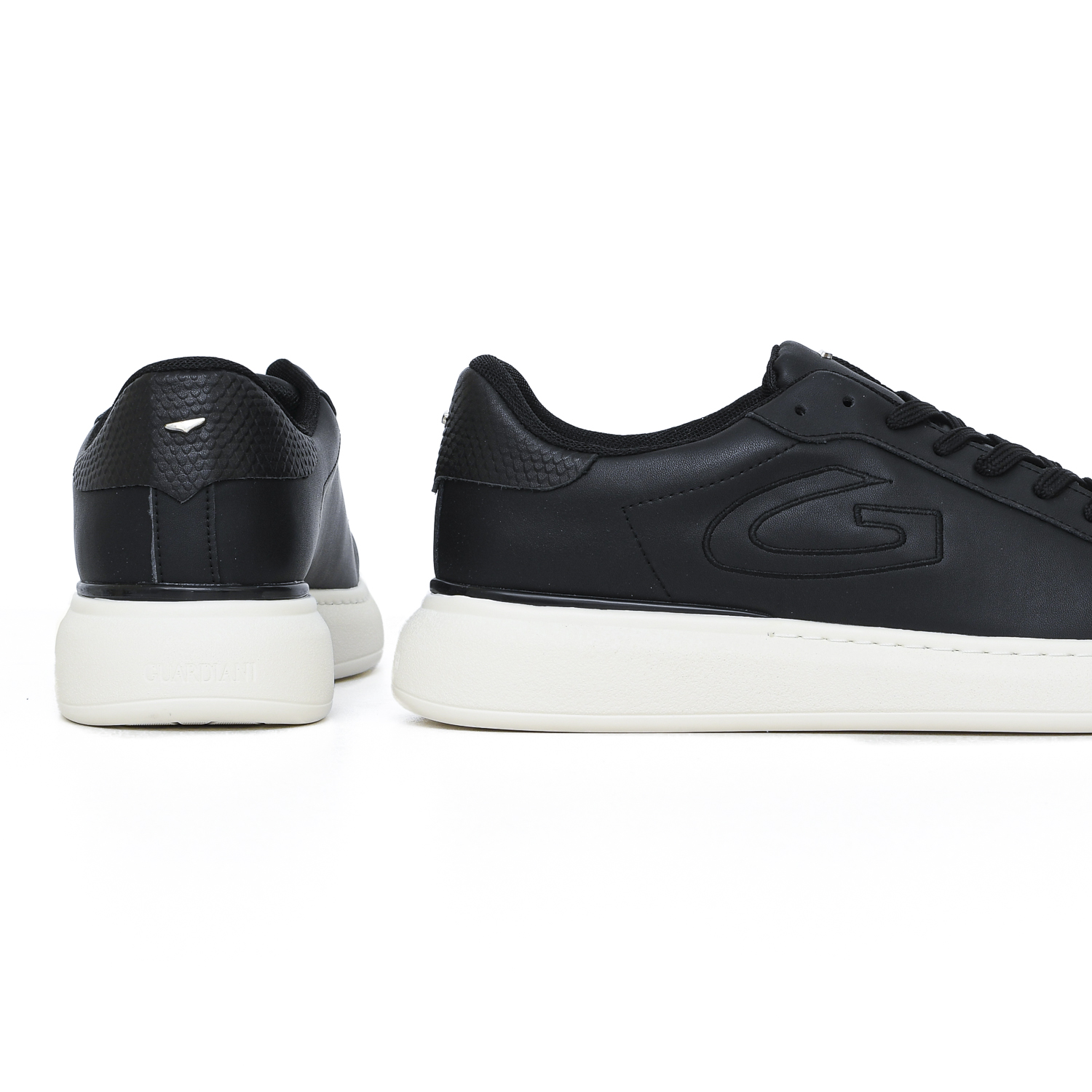 Guardiani berk on sale
