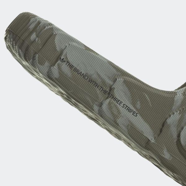 Шлепанцы Adidas Adilette 22 HP6517.