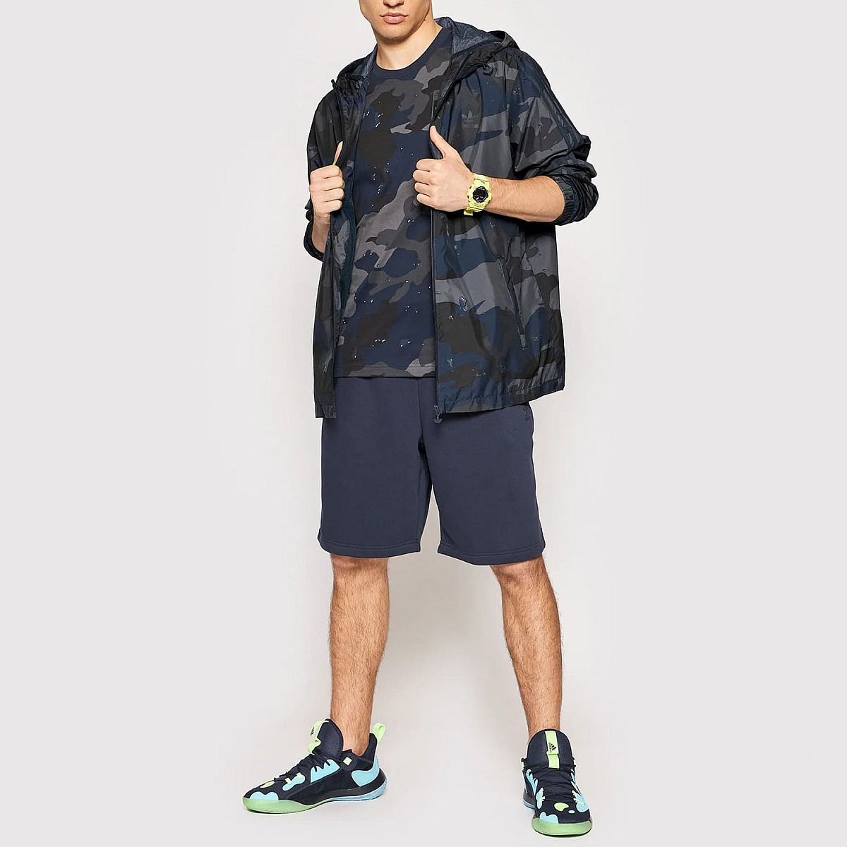 Вітровка Adidas H13460 Camo WB FZ
