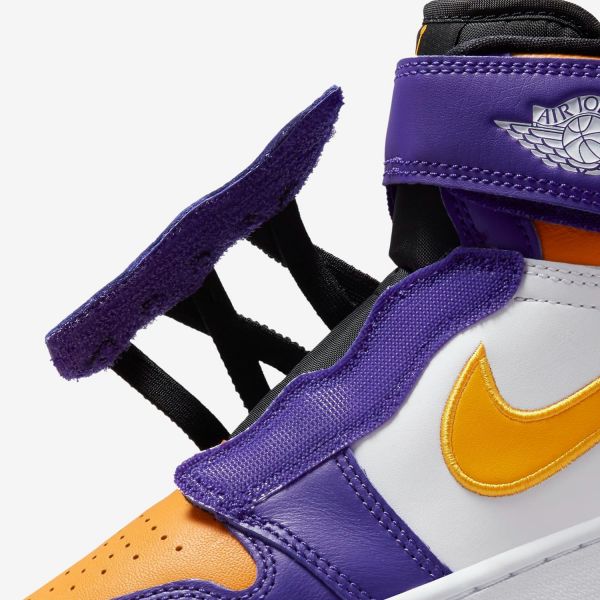 Кроссовки Nike Air Jordan 1 Hi Flyease.