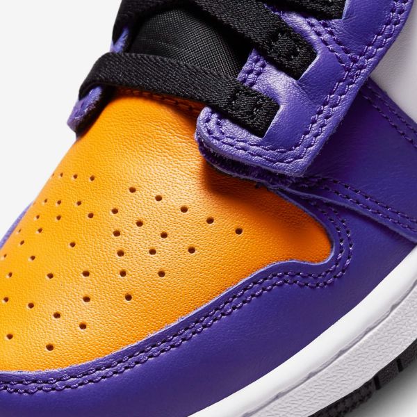 Кроссовки Nike Air Jordan 1 Hi Flyease.