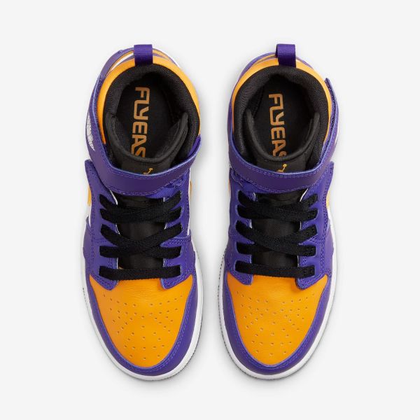 Кроссовки Nike Air Jordan 1 Hi Flyease.