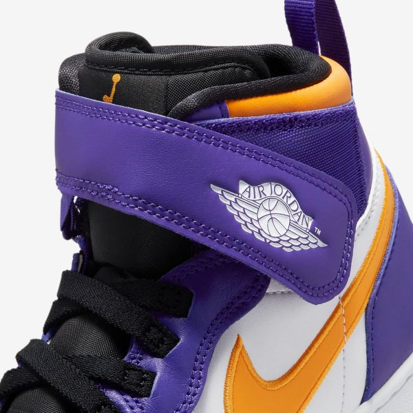 Кроссовки Nike Air Jordan 1 Hi Flyease.