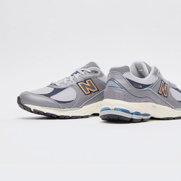 Кроссовки New Balance M2002RHP.