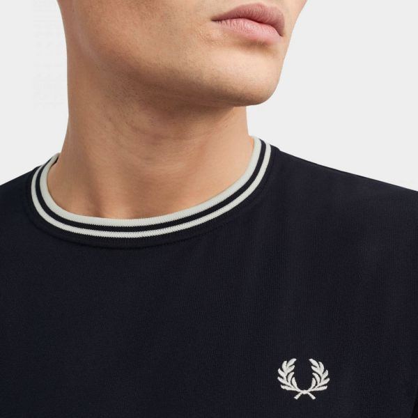 Футболка Fred Perry M1588 795.