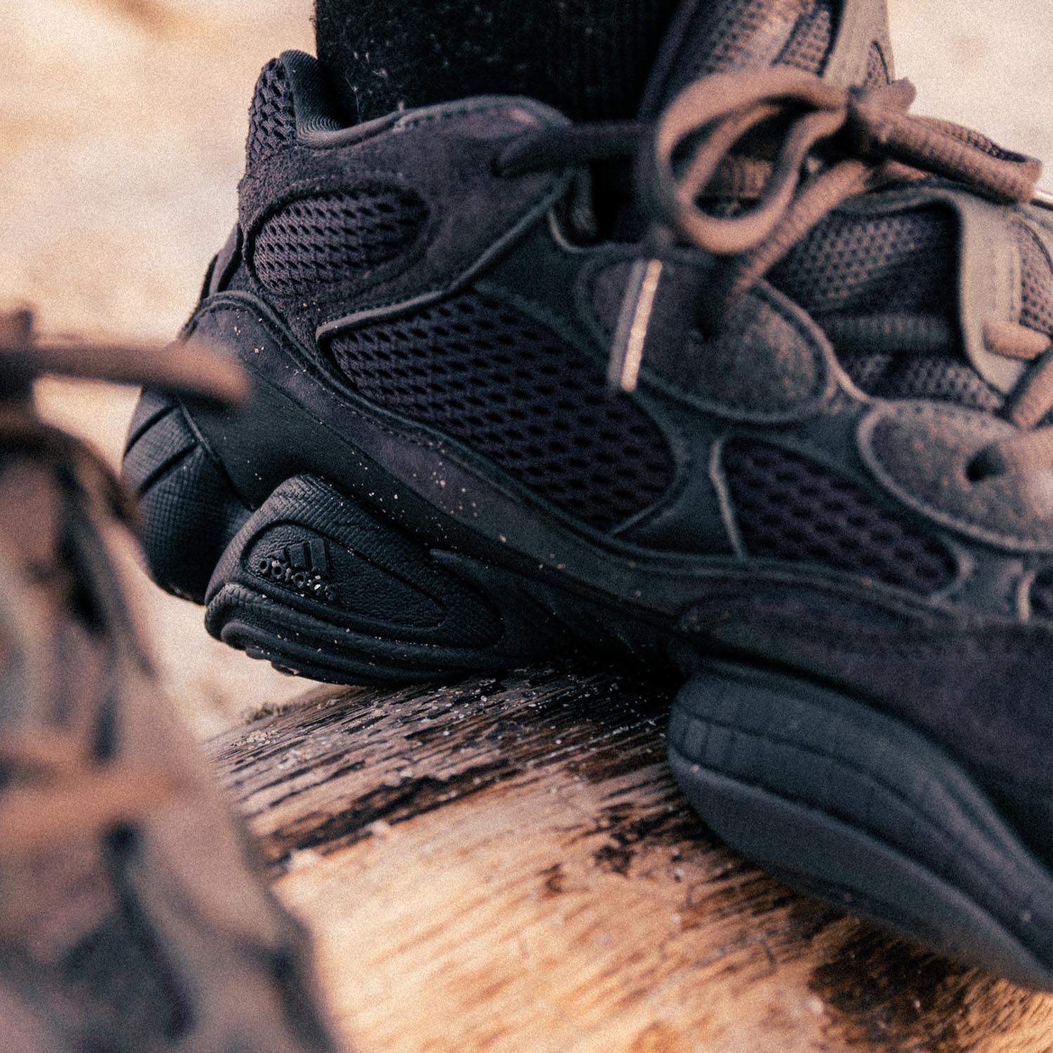 Adidas yeezy 500 triple black store