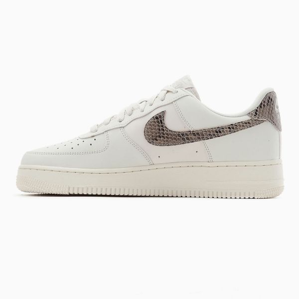 Кеды Nike WMNS Air Force 1 `07 DD8959 002.
