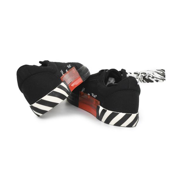 Кеды Off White Low Vulcanized Canvas Black White OMIA085F21FAB0021001.
