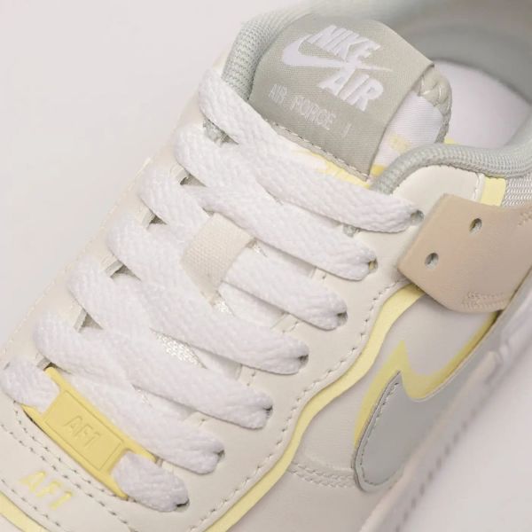 Кеды Nike WMNS AF1 Shadow DD7883 101.