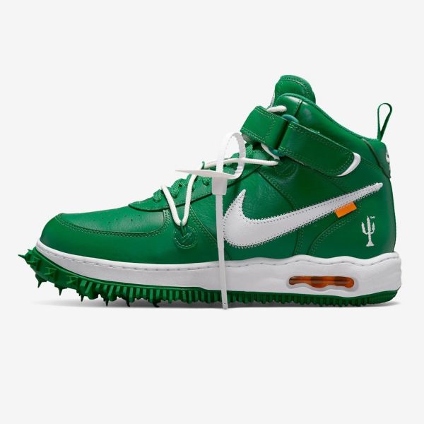Кеды Nike Air Force 1 Mid SP LTHR DR0500 300.
