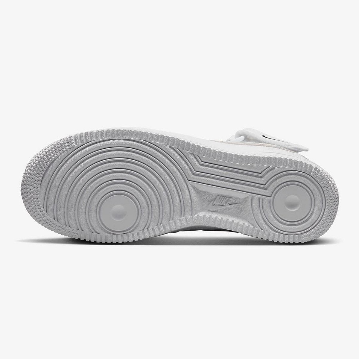 Кеди Nike WMNS Air Force 1 `07 Mid DD9625 101