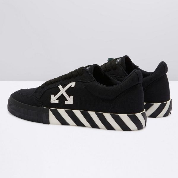 Кеды Off White Low Vulcanized Canvas Black White OMIA085C99FAB0011001.