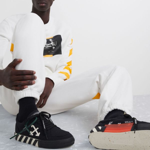 Кеды Off White Low Vulcanized Canvas Black White OMIA085C99FAB0011001.