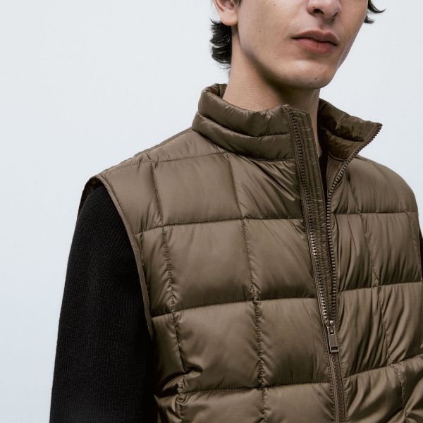 Жилет Massimo Dutti 3404/230/707.