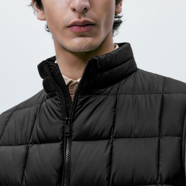 Жилет Massimo Dutti 3404/230/800.