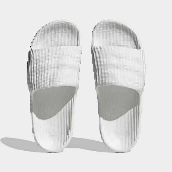 Шлепанцы Adidas Adilette 22 HQ4672.