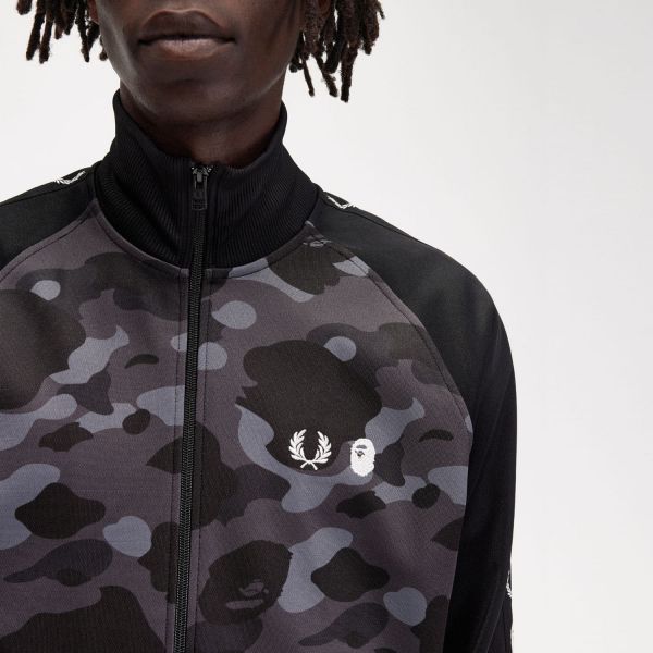 Бомбер Fred Perry Bape Track Jacket.