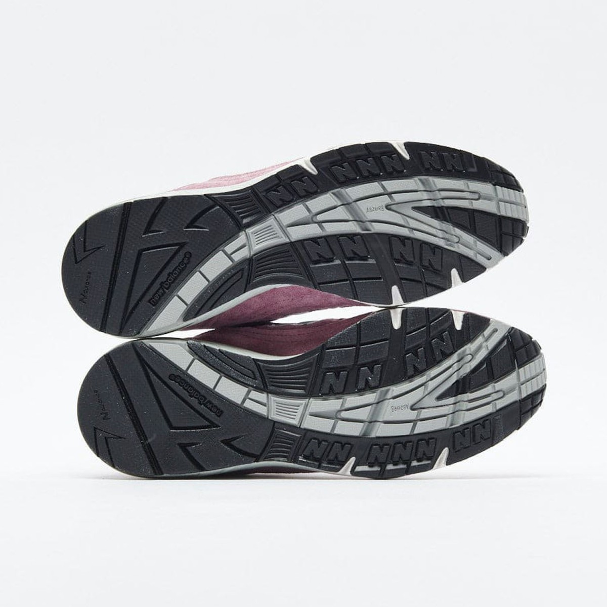 Кросівки New Balance W991PGG