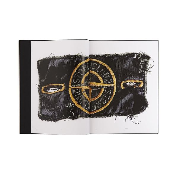 Книга Stone Island Storia.