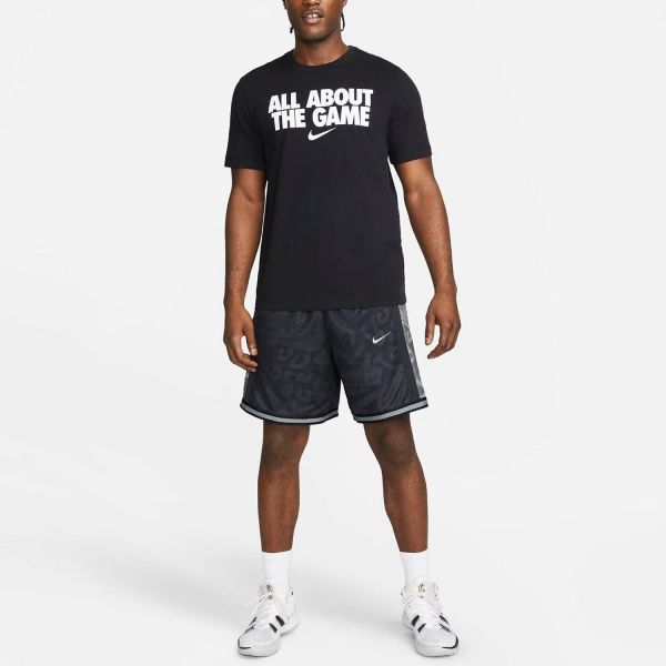 Шорты Nike DZ3057-010.