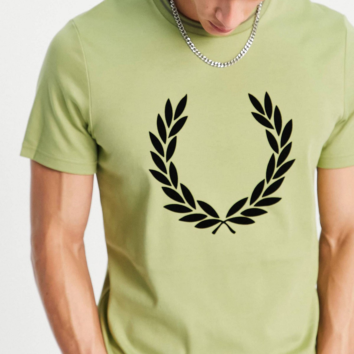 Футболка Fred Perry M2669 P05