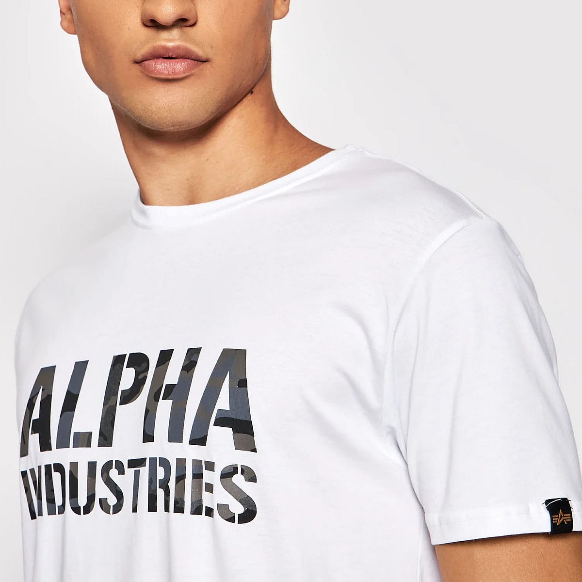 Футболка Alpha Industries 156513/09 white