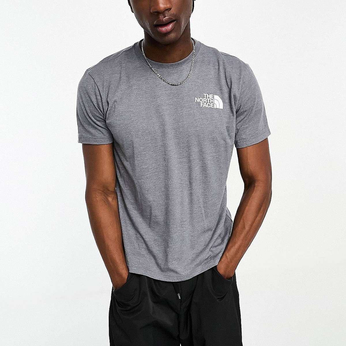 Футболка The North Face NF0A7V12DYY1