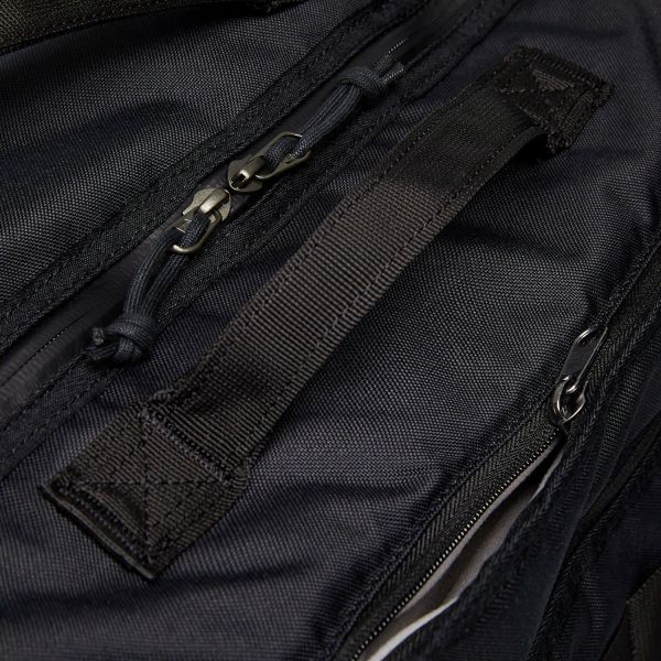 Спортивная сумка Nike CQ3833-010.