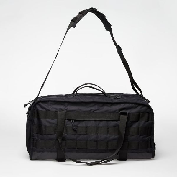 Спортивная сумка Nike CQ3833-010.