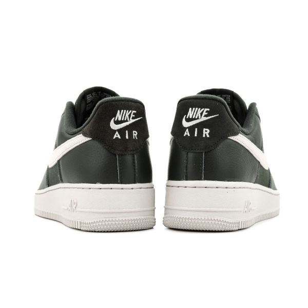 Кроссовки Nike Air Force 1 `07 LX.