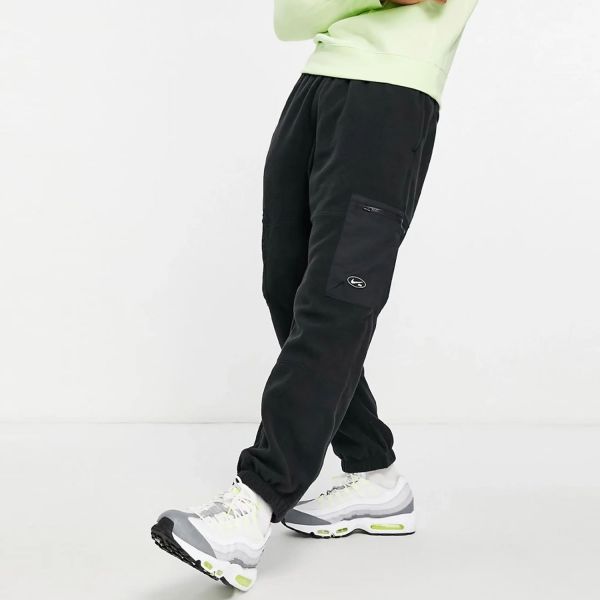 Спортивные штаны Nike DA4195-010.